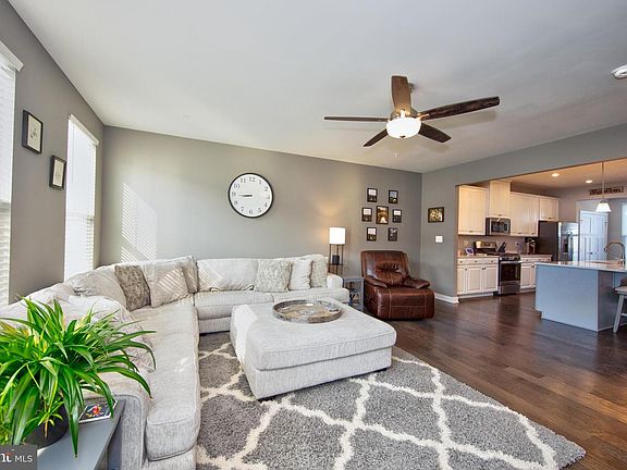 3rd image of 699 Iron Gate Rd