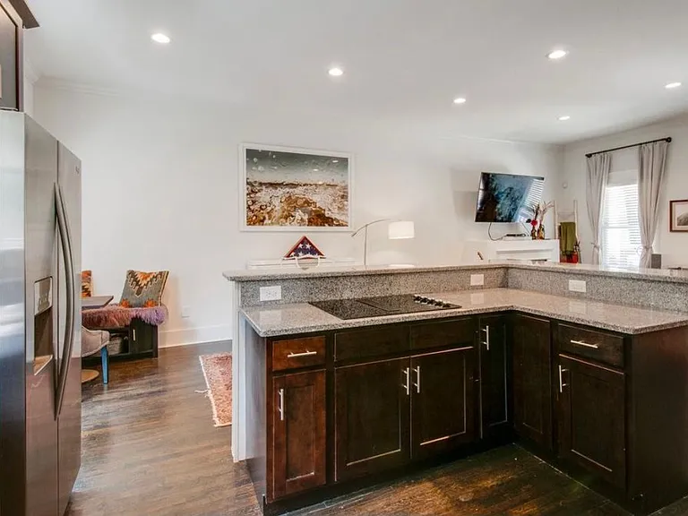 1209 Cline Ave — Photo 12