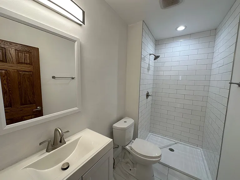 145-147 Chittenden Ave — Photo 13
