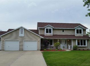 2205 W 15th St S, Newton, IA 50208