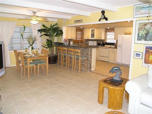 Living Area/Kitchen