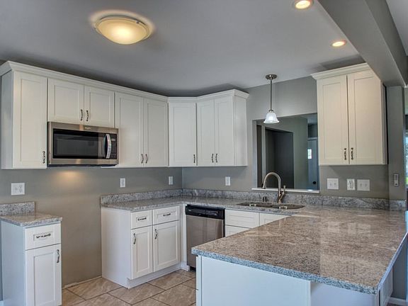 3rd image of 6629 S 20th St