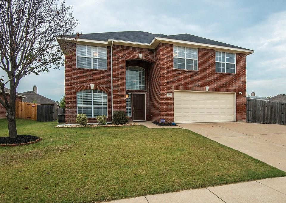 1st image of 325 Benton Dr