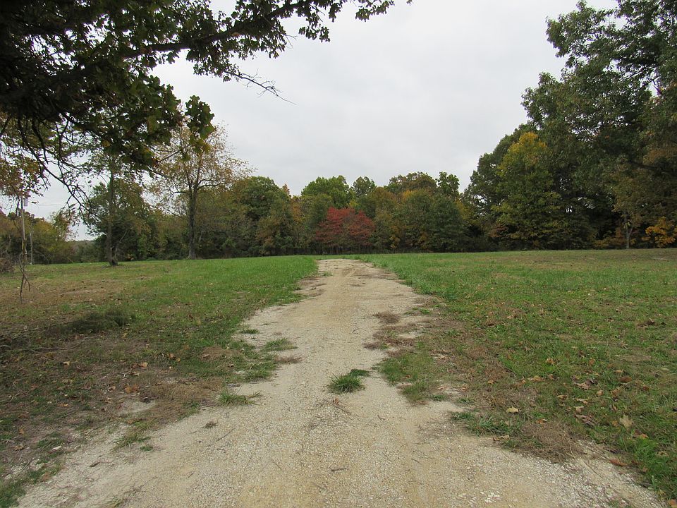 1st image of 1047 Schoolview Dr