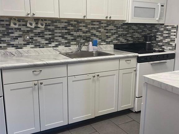 4th image of 17208 128th Ave