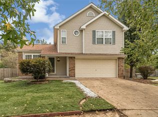 1554 Morning Sun Dr, Ballwin, MO 63021