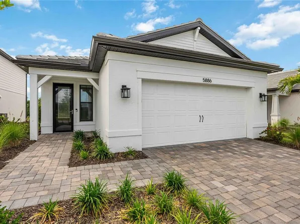 5886 Talon Preserve Dr, Nokomis, FL 34275