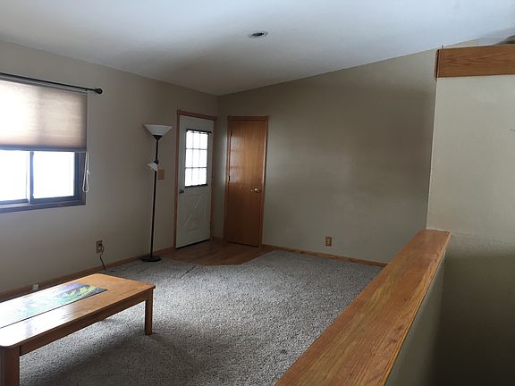 2nd image of 200 W Franklin St