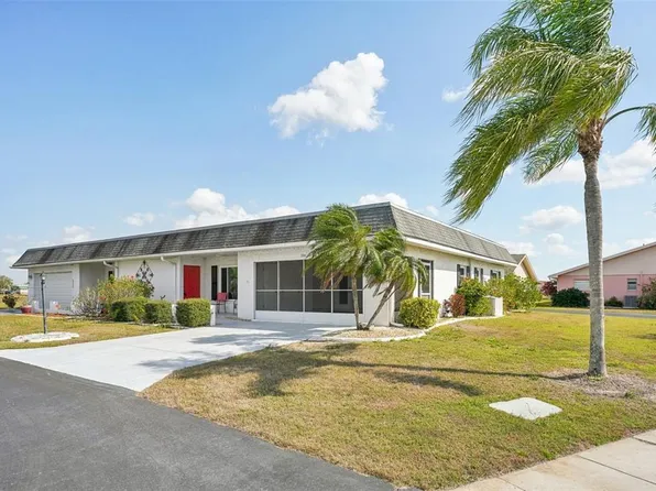 334 Club Manor Dr, Sun City Center, FL 33573