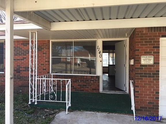 2nd image of 1140 SW 58th St