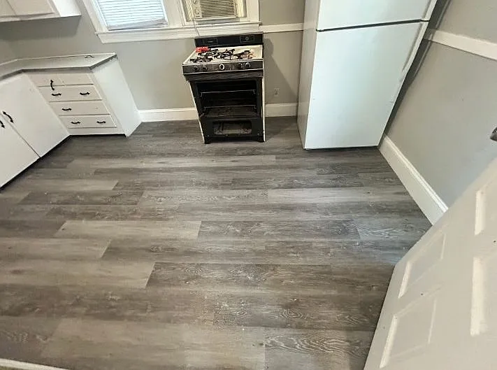 2 bed, 1000 sqft, $1,500 — Photo 4