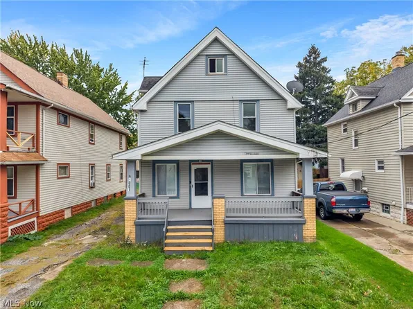 4001 Henritze Ave, Cleveland, OH 44109