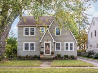 1517 Rockland Ave, Rocky River, OH 44116
