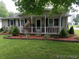 6748 W Chestnut St, Dupont, IN 47231