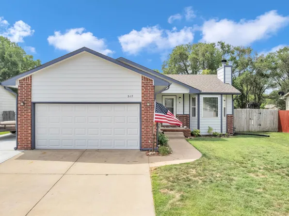 517 Plantation St, Maize, KS 67101
