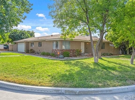 4th image of 40785 Malibar Ave