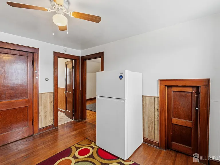 511 Garden Ave #2 — Photo 4