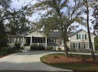 20 Little Creek Rd, Beaufort, SC 29907