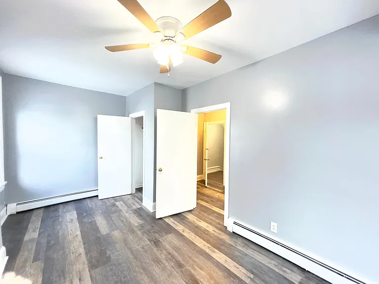 192 Green Ln #2 — Photo 12
