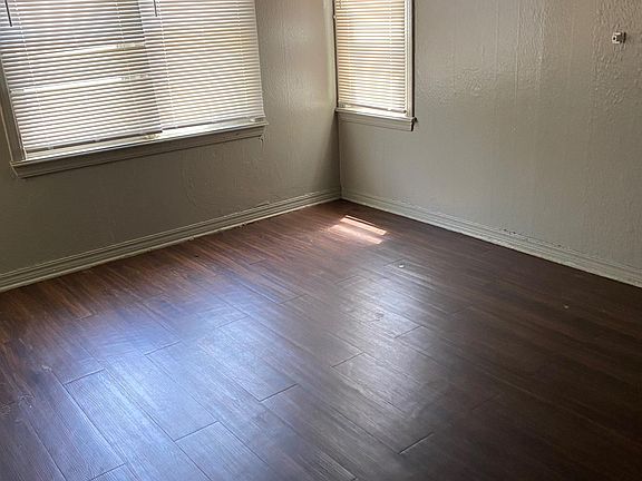 5th image of 925 SW 50th St