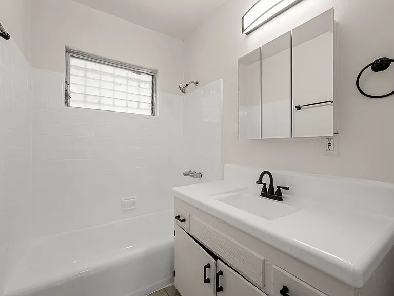 3868 S Potomac Ave #7 — Photo 18