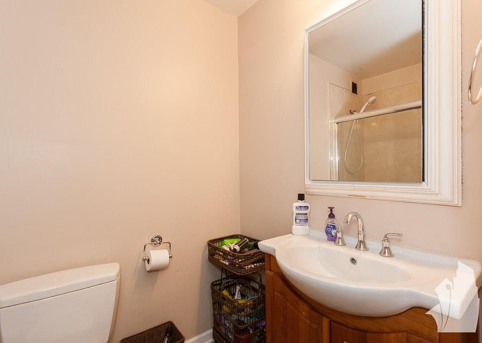1st image of 1636 N Wells St APT 1105A