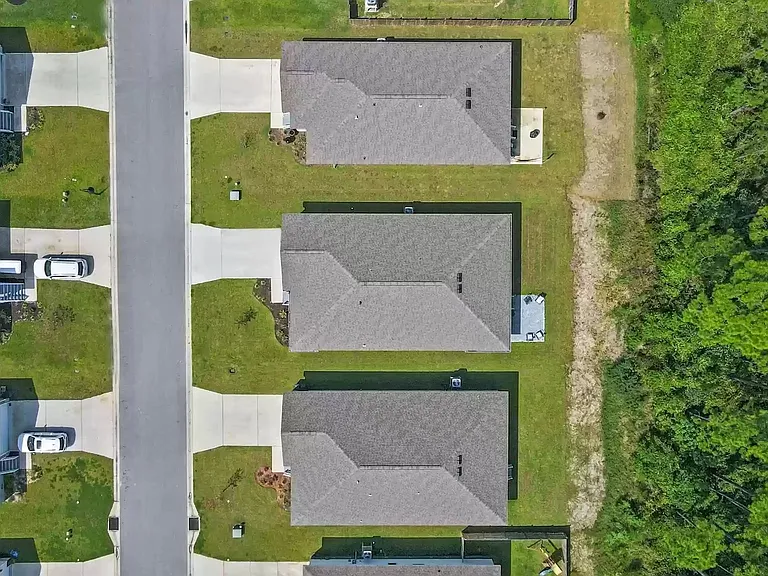 82 American Ct — Photo 16