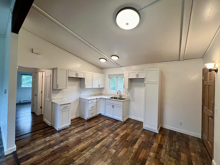 124 Cherry Ave #3 — Photo 4