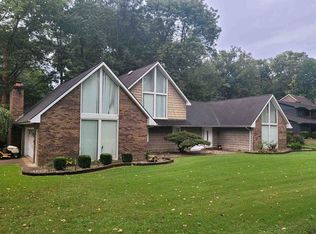 6722 Miller Ln, Newburgh, IN 47630