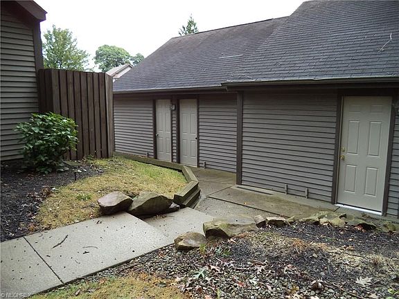2nd image of 3810 North Park Unit 6