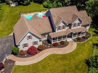 1324 Klem Rd, Webster, NY 14580