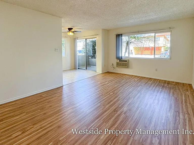 1755 Purdue Ave. — Photo 17
