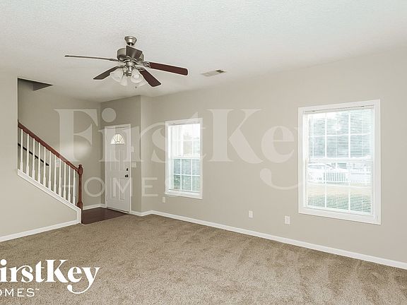 3rd image of 817 Commerce Blvd