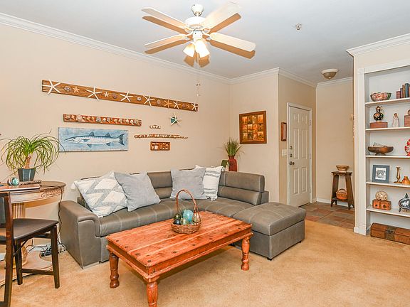 3rd image of 700 Daniel Ellis Dr APT 10206