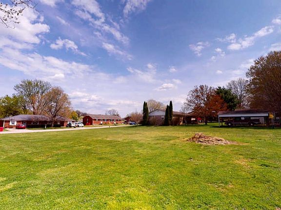 4th image of 71 Appomattox Dr