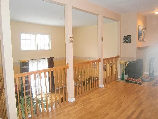 5th image of 6145 Lincoln Ave Unit C