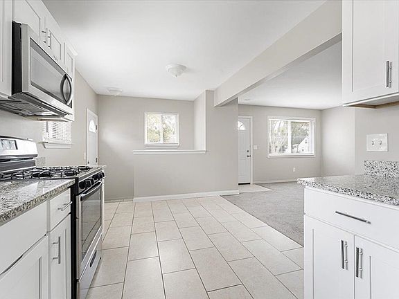 5th image of 23021 Almond Ave