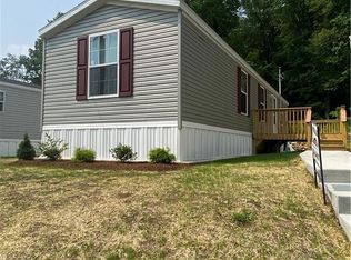 77 Mountainview Rd, East Hampton, CT 06424