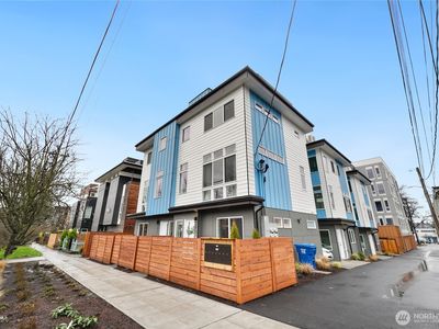 1147 A NW 56th Street, Seattle, WA, 98107