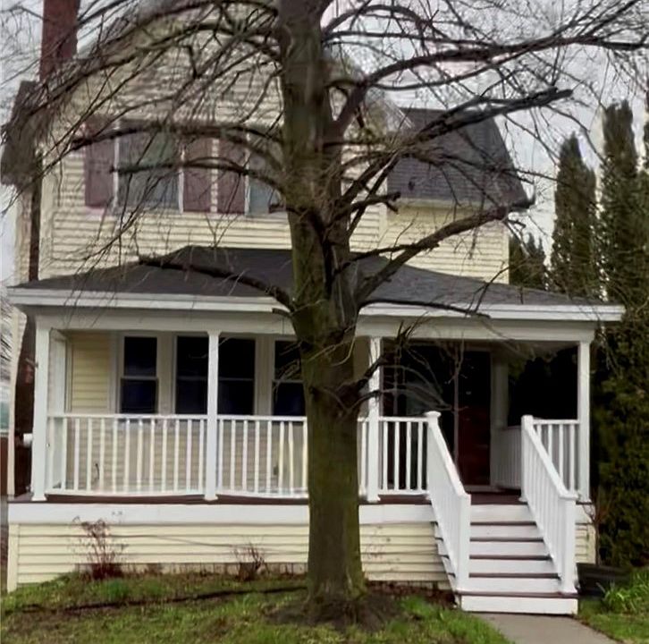 1st image of 724 Cooper St
