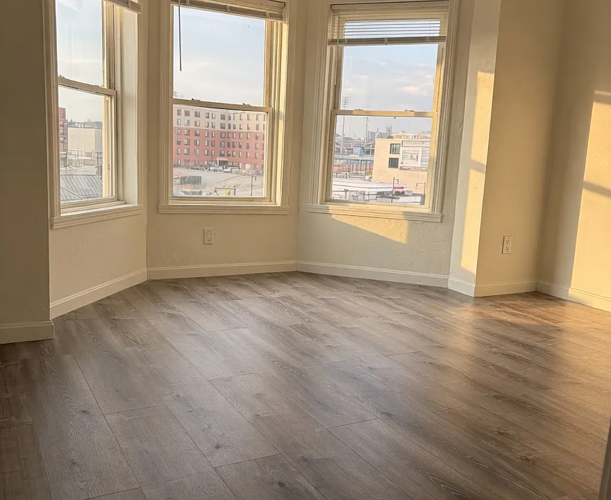 19 Kelley Sq #3