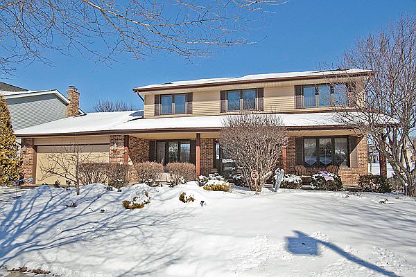 1st image of 8329 Mending Wall Dr