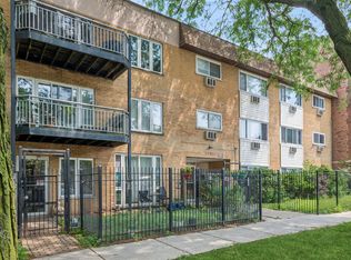 1514 W Pratt Blvd APT 3B, Chicago, IL 60626