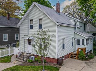 5 Arnold Ave, Lincoln, RI 02865