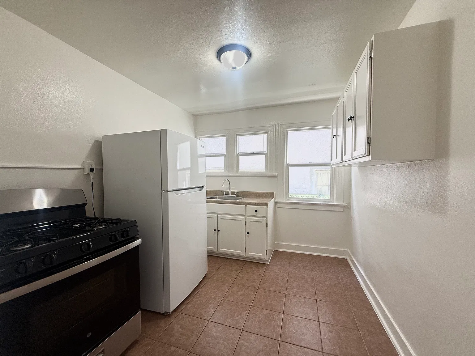 1 bed, 650 sqft, $1,895 — Photo 1