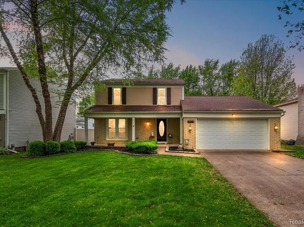 12829 Corbin Dr, Sterling Heights, MI 48313