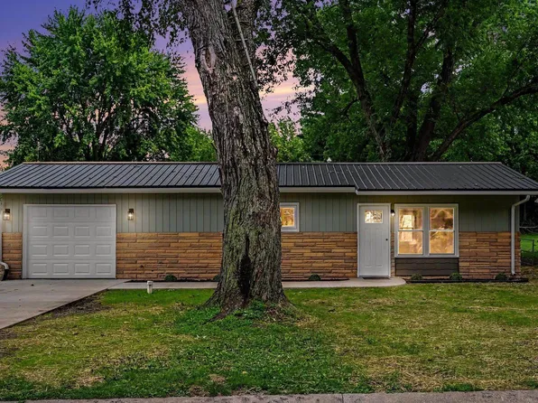 2508 Westside Dr, Warsaw, IN 46580