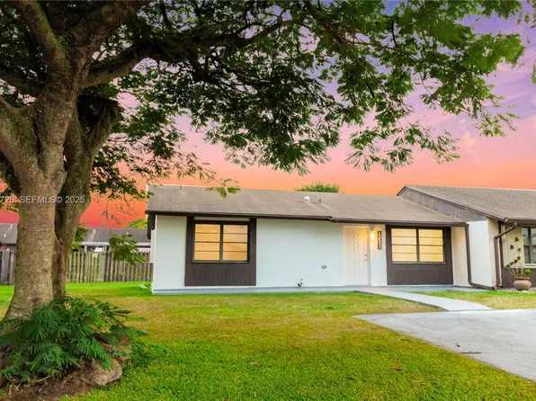 13550 SW 47th Ln, Miami, FL 33175
