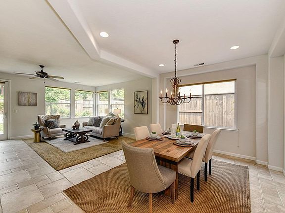 4th image of 105 Miramont Ct