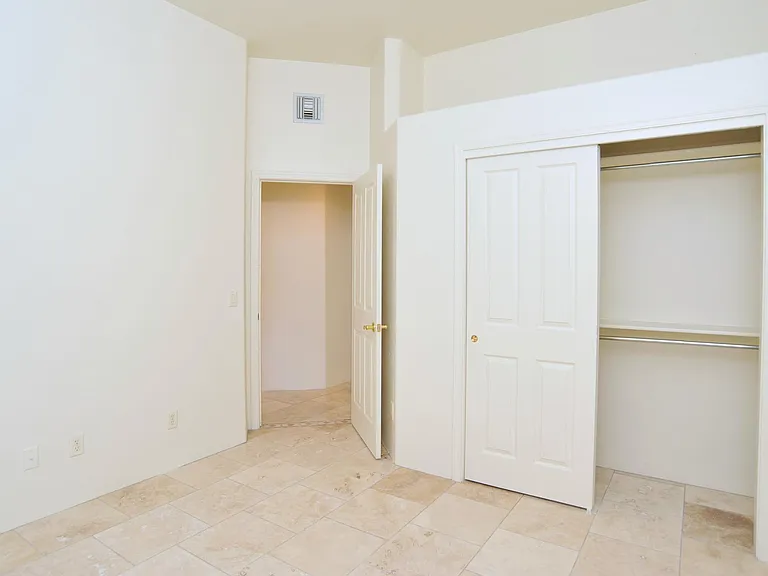 12866 N High Hawk Dr — Photo 50